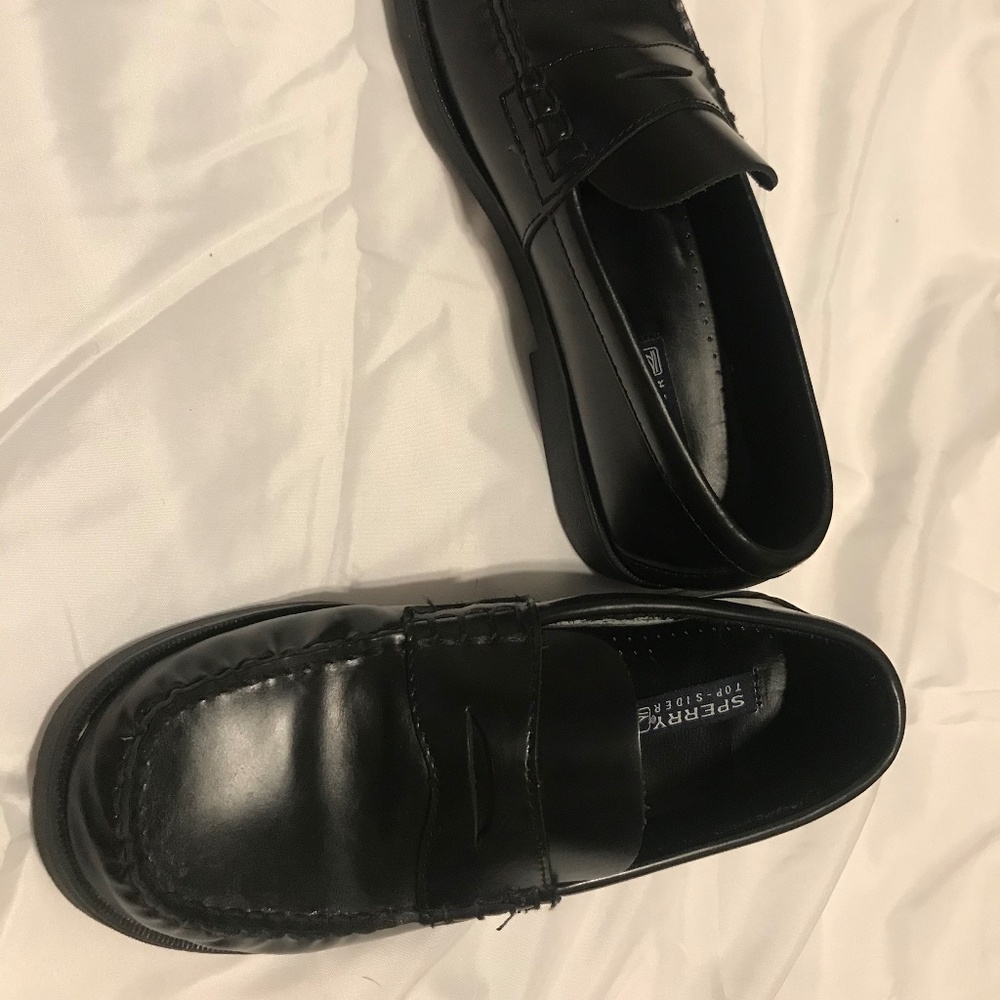 New Sperry Boys Loafer